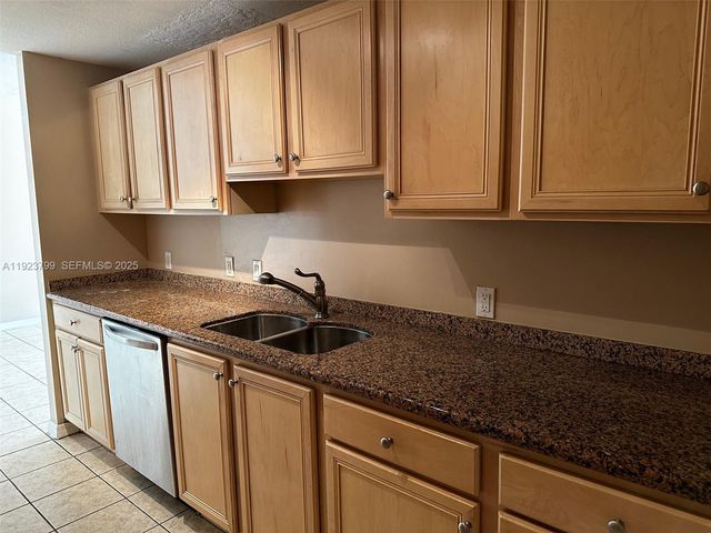 5271 SW 8th St 209, Miami, FL 33134