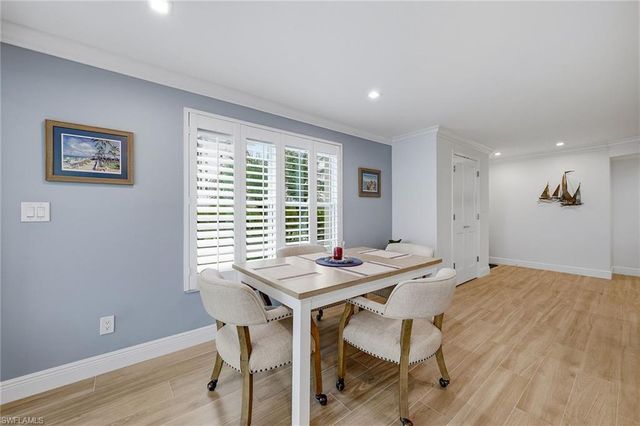 2875 Gulf Shore BLVD N 106, Naples, FL 34103