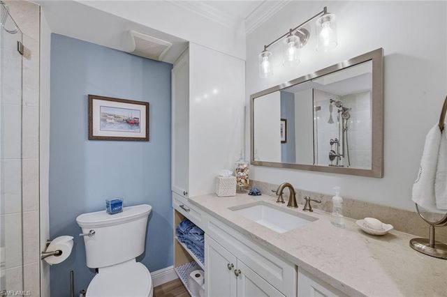 2875 Gulf Shore BLVD N 106, Naples, FL 34103