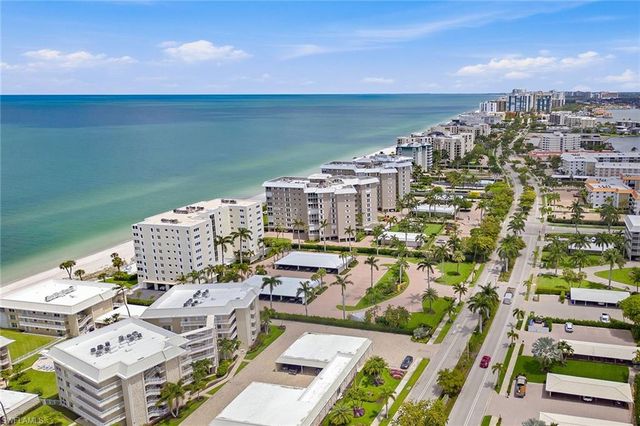 2875 Gulf Shore BLVD N 106, Naples, FL 34103
