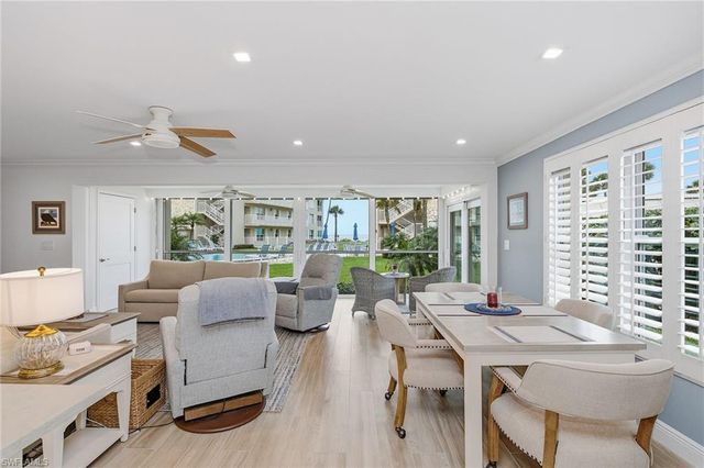 2875 Gulf Shore BLVD N 106, Naples, FL 34103