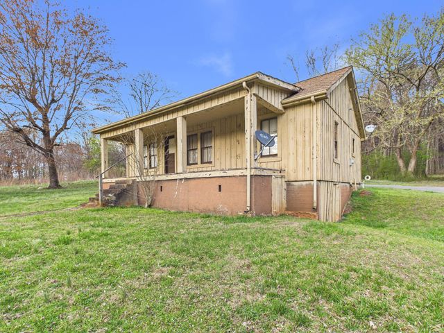 325 Countryside Lane, Madisonville, TN 37354