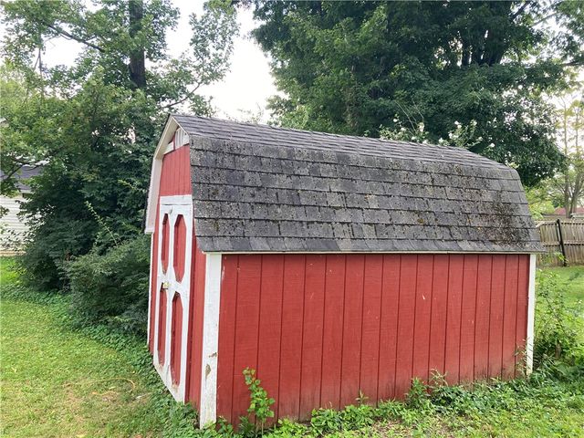 217 Monfort Street, College Corner, OH 45003