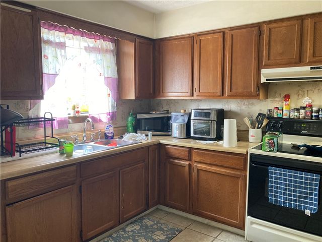 217 Monfort Street, College Corner, OH 45003
