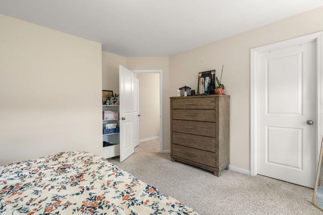 11844 Kentucky Street, Crown Point, IN 46307