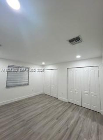 968 N 18th Court, Hollywood, FL 33020