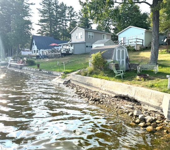 8871 Lakeview Boulevard, Martiny Twp, MI 49342