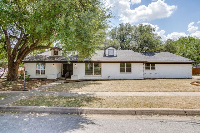 2536 Daisy Lane, Fort Worth, TX 76111