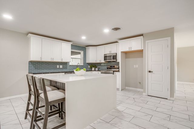 2536 Daisy Lane, Fort Worth, TX 76111