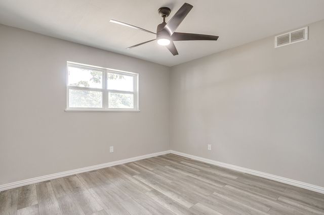 2536 Daisy Lane, Fort Worth, TX 76111