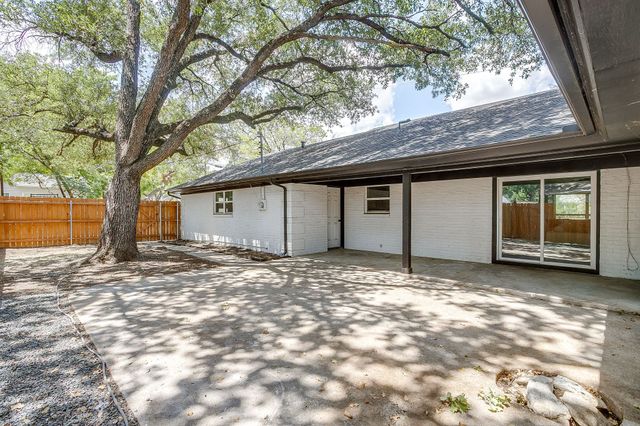 2536 Daisy Lane, Fort Worth, TX 76111