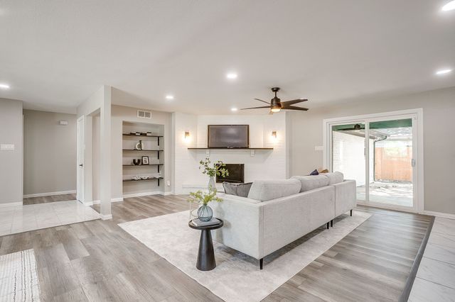 2536 Daisy Lane, Fort Worth, TX 76111