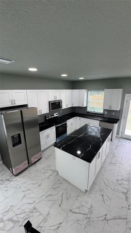 153 S 10th Street A, Conroe, TX 77301