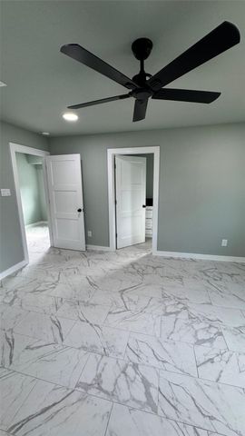 153 S 10th Street A, Conroe, TX 77301