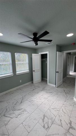 153 S 10th Street A, Conroe, TX 77301