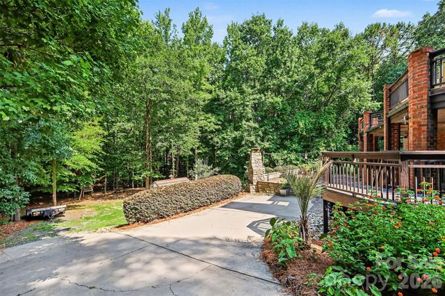 1706 Brookshaw Run, Fort Mill, SC 29715