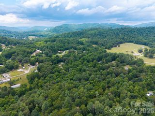 31 Burtiller Lane, Fletcher, NC 28732
