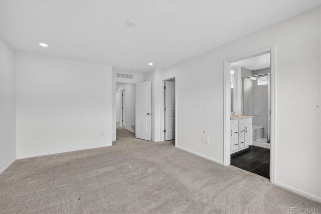 21233 E 63rd Drive, Aurora, CO 80019