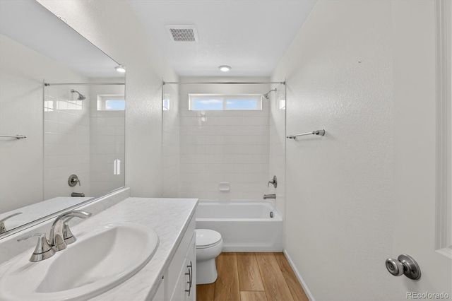 21233 E 63rd Drive, Aurora, CO 80019