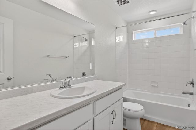 21233 E 63rd Drive, Aurora, CO 80019