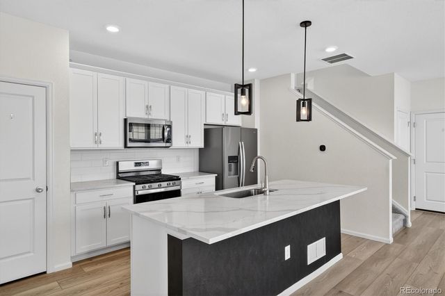 21233 E 63rd Drive, Aurora, CO 80019