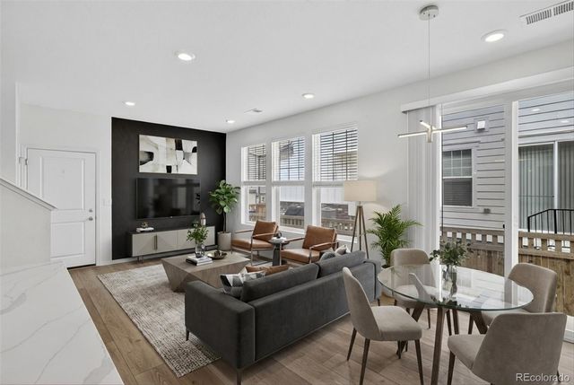 21233 E 63rd Drive, Aurora, CO 80019