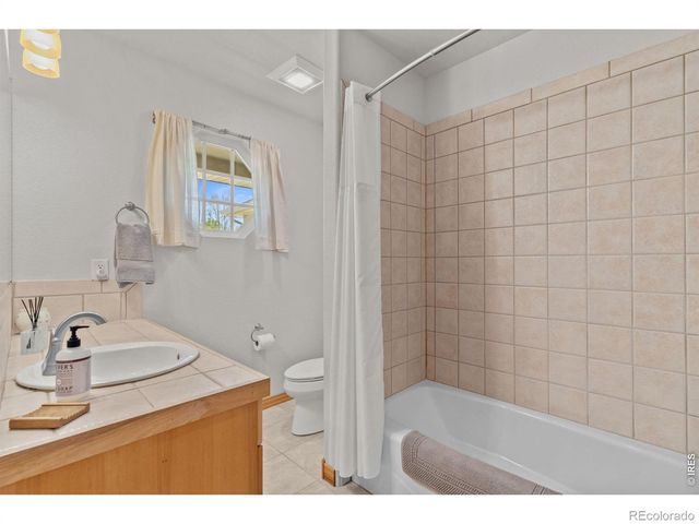 4885 Coffeetree Drive, Loveland, CO 80538