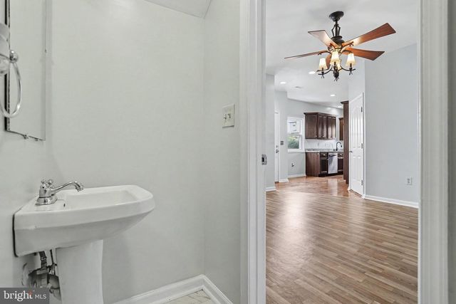 136 KRISTY LN, Harrisburg, PA 17111