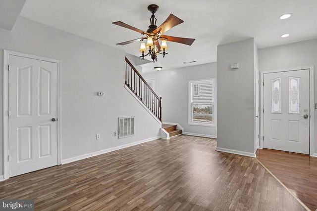 136 KRISTY LN, Harrisburg, PA 17111