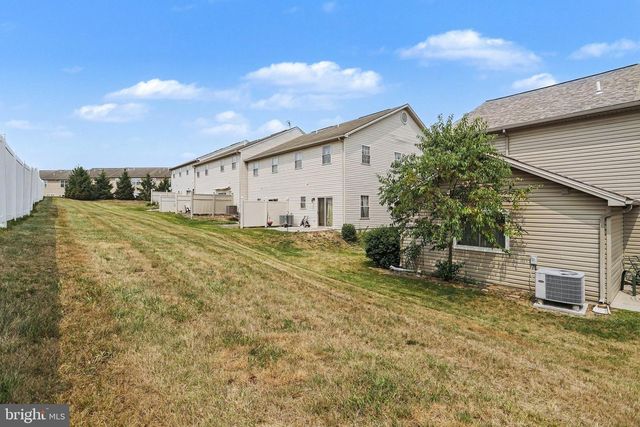 136 KRISTY LN, Harrisburg, PA 17111