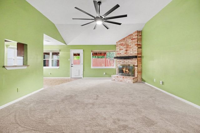 519 Orleans Street, League City, TX 77573