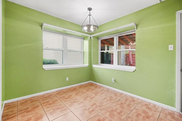 519 Orleans Street, League City, TX 77573