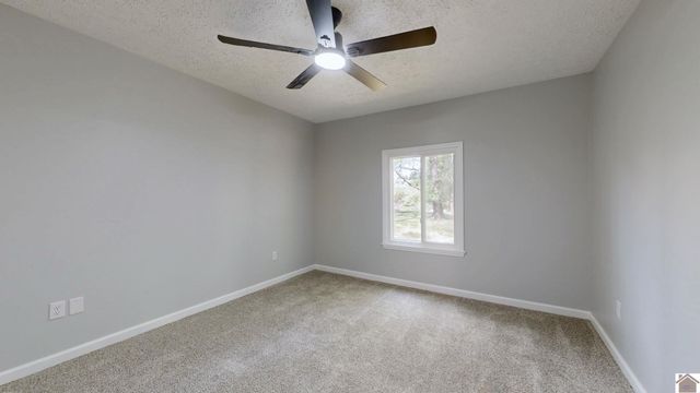130 Garland Drive, Paducah, KY 42001
