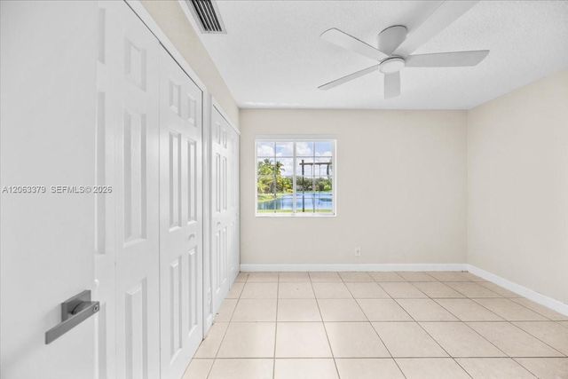 4201 W Sailboat Dr 1, Cooper City, FL 33026