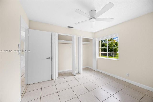 4201 W Sailboat Dr 1, Cooper City, FL 33026