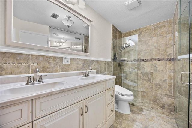 4201 W Sailboat Dr 1, Cooper City, FL 33026
