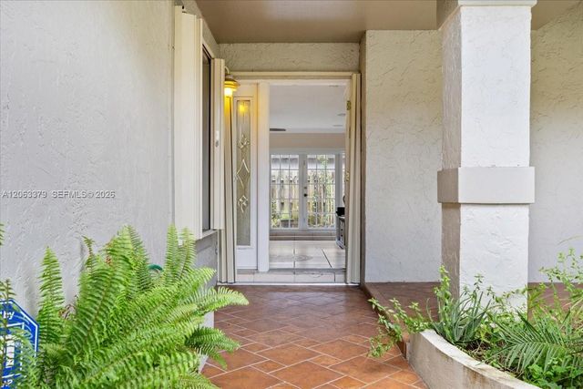 4201 W Sailboat Dr 1, Cooper City, FL 33026