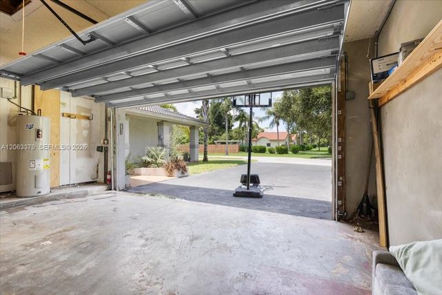 4201 W Sailboat Dr 1, Cooper City, FL 33026