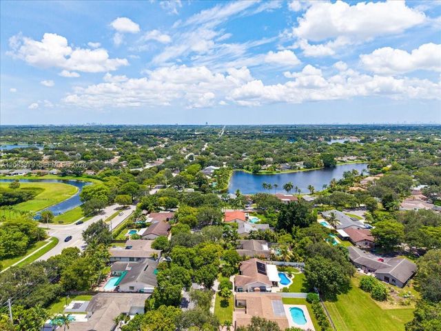4201 W Sailboat Dr 1, Cooper City, FL 33026
