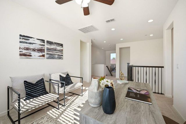 1530 Central Avenue, Hollister, CA 95023