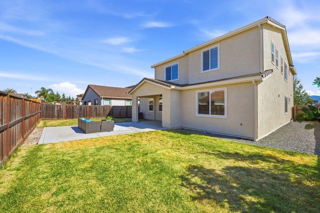 1530 Central Avenue, Hollister, CA 95023