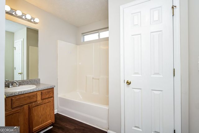 6075 Flagstaf Walk, Mcdonough, GA 30252