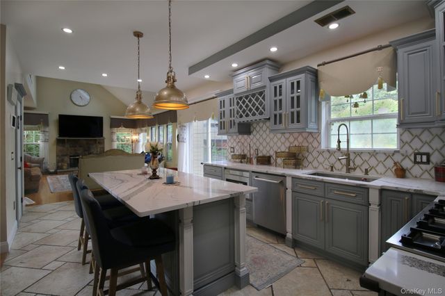 469 Donald Boulevard, Holbrook, NY 11741