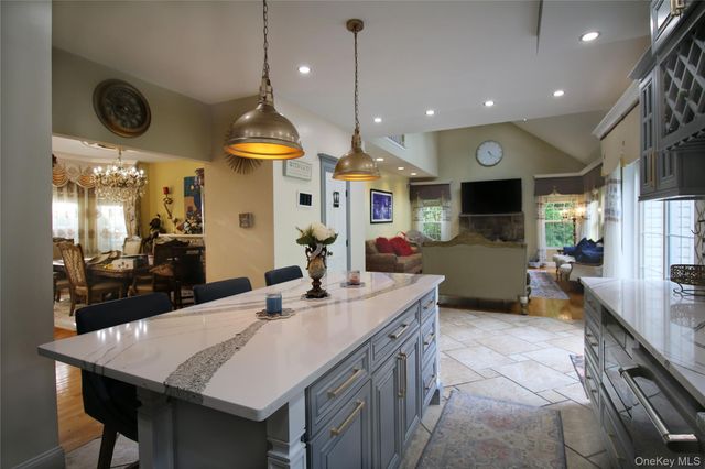 469 Donald Boulevard, Holbrook, NY 11741