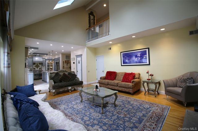 469 Donald Boulevard, Holbrook, NY 11741