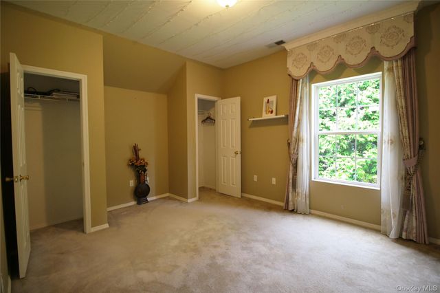 469 Donald Boulevard, Holbrook, NY 11741