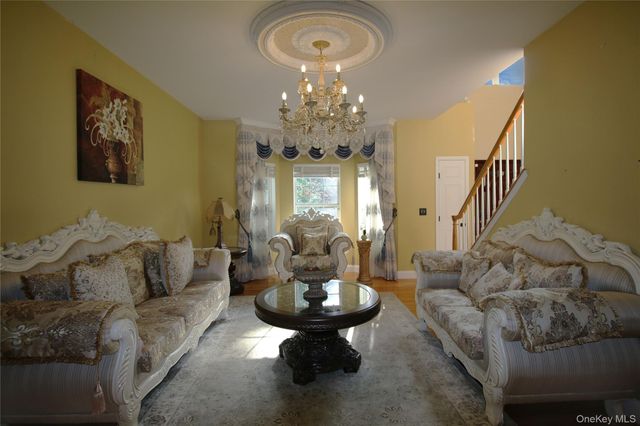 469 Donald Boulevard, Holbrook, NY 11741