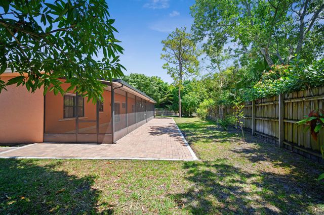 116 Churchill Drive, Royal Palm Beach, FL 33411