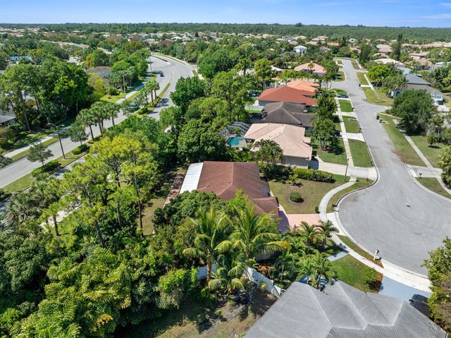 116 Churchill Drive, Royal Palm Beach, FL 33411