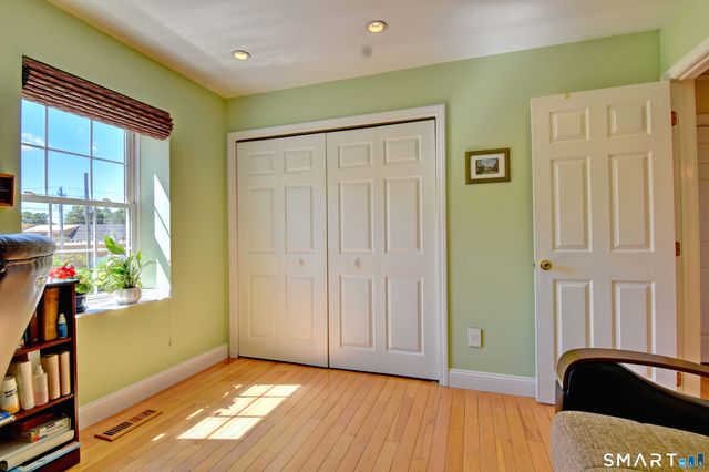 8 Hattie Lane, Milford, CT 06461